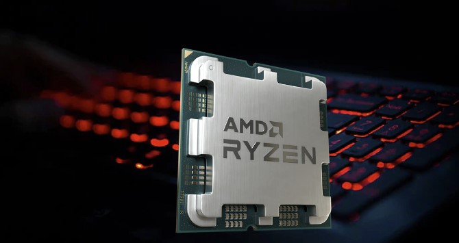 Procesor Ryzen 7 7700 z 8 jedri in 16 nitmi 
komponentko 
anni